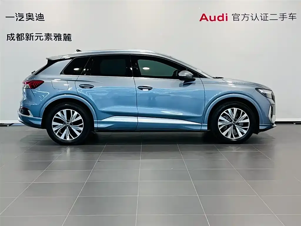 Audi Q4 e-tron — фото 3