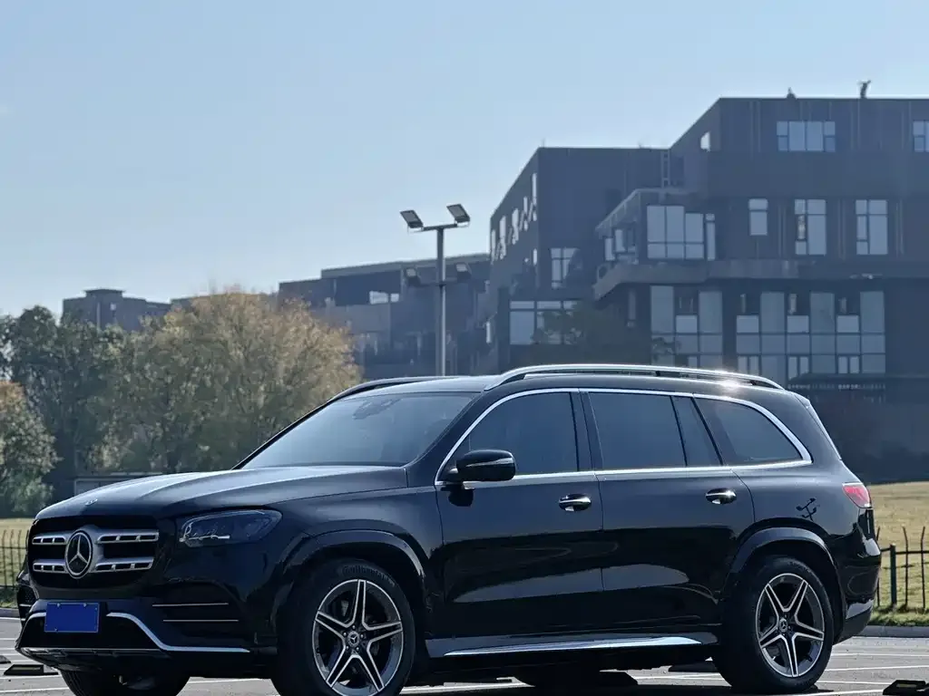 Mercedes-Benz GLS — фото 1