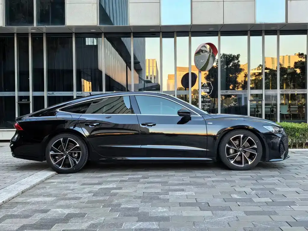 Audi A7 — фото 5