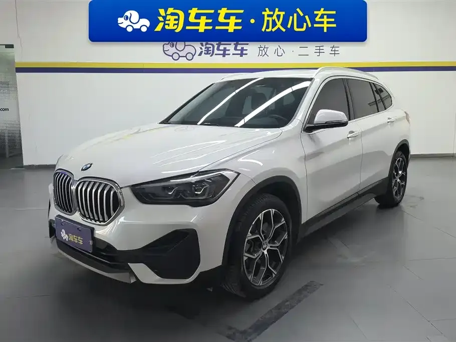 BMW X1 — фото 1