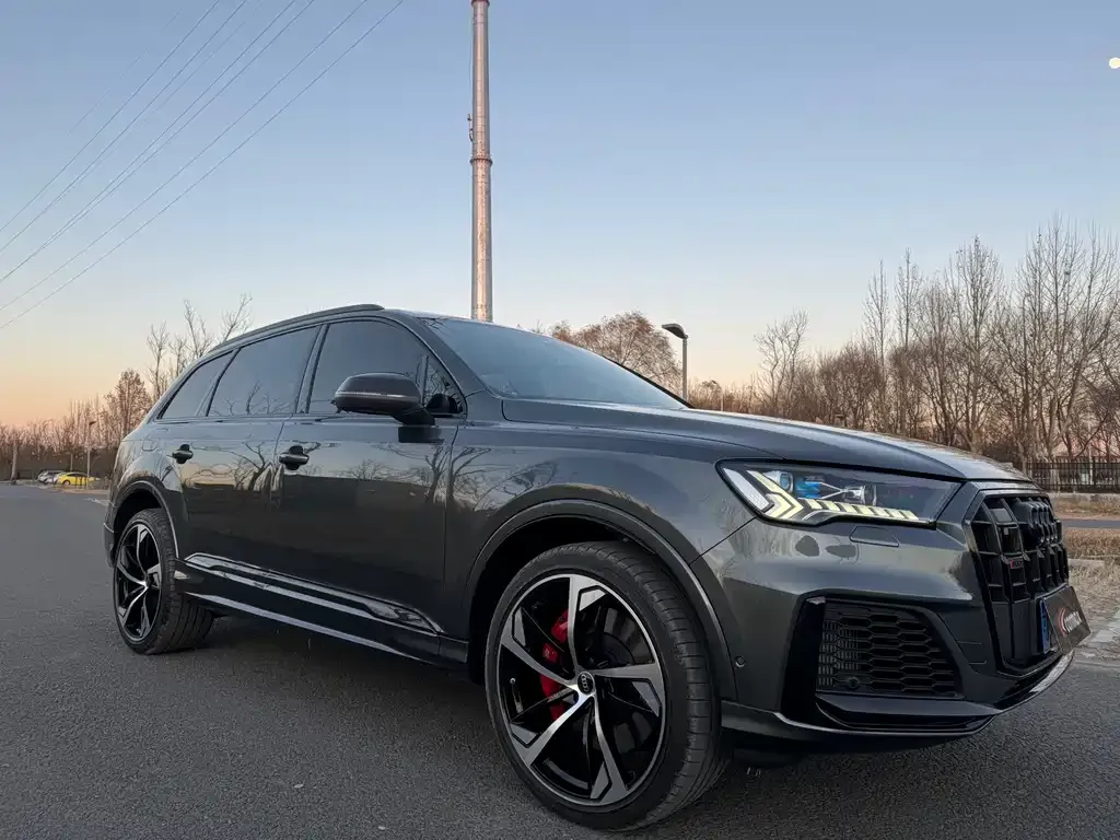 Audi SQ7 — фото 3
