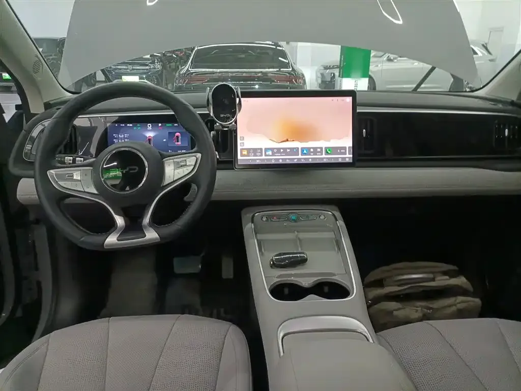 BYD Hiace 05 EV — фото 10