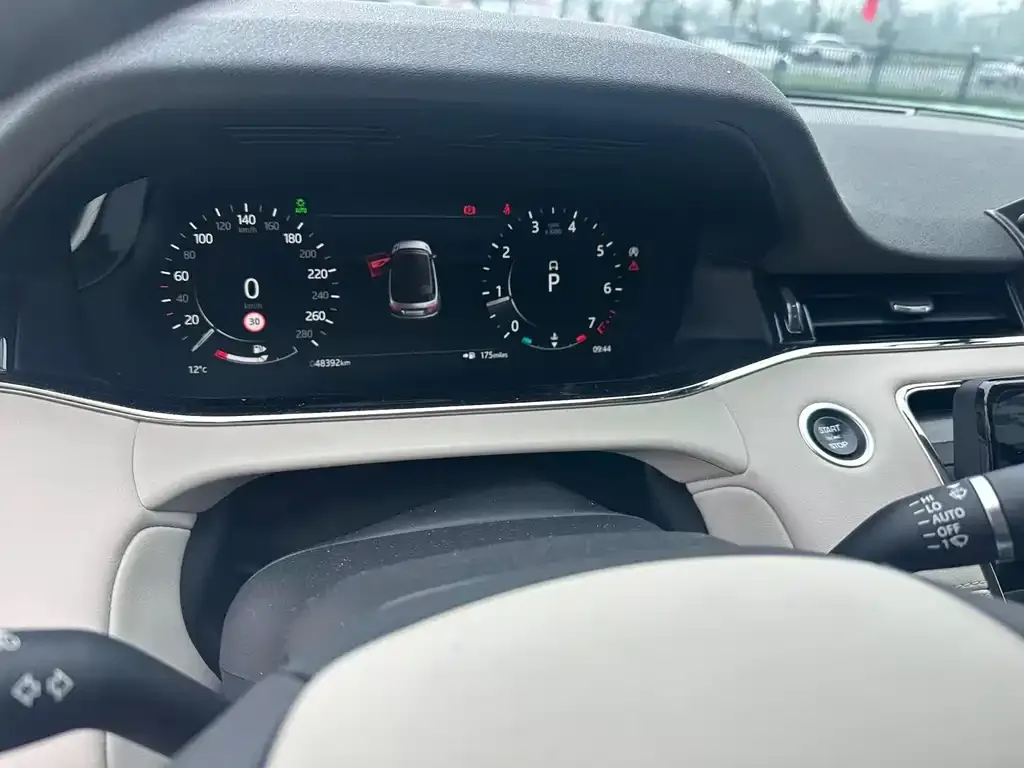 Land Rover Evoque — фото 9