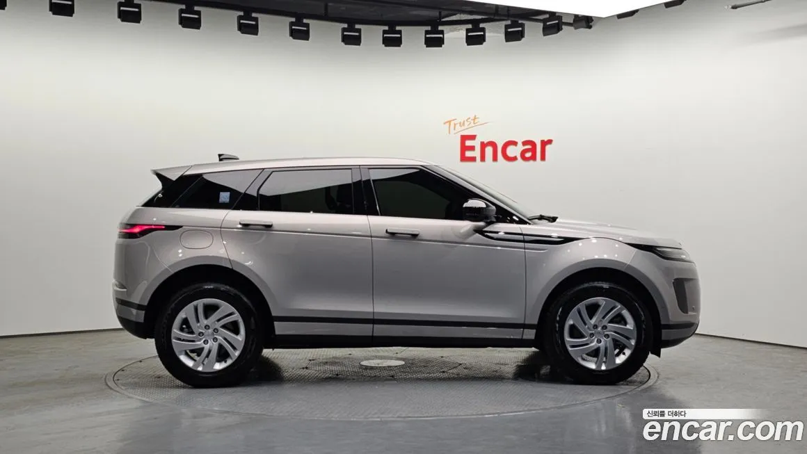 Land Rover Range Rover Evoque — фото 6