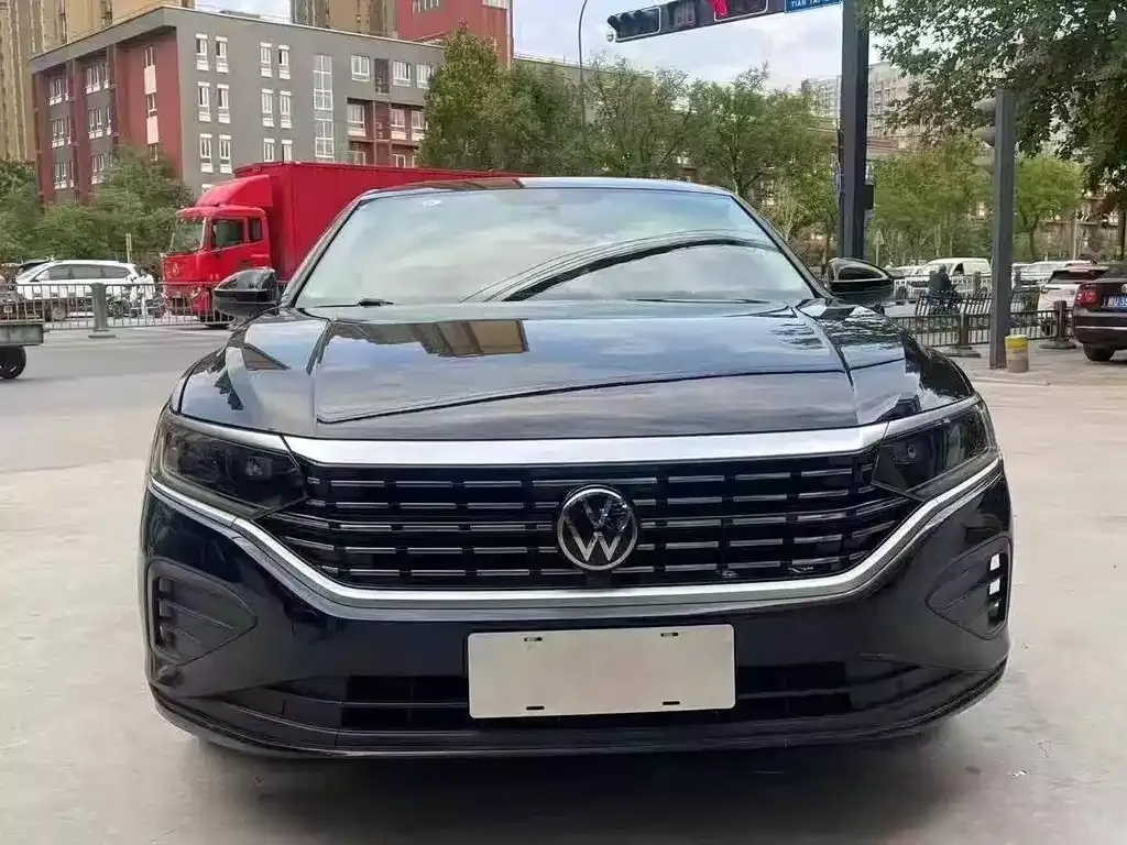 Volkswagen Passat — фото 3