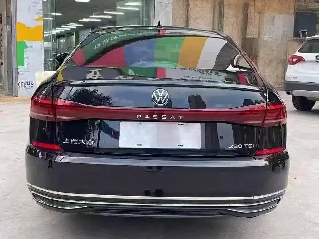 Volkswagen Passat — фото 7