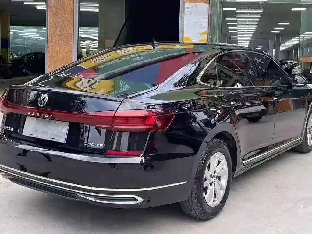 Volkswagen Passat — фото 9