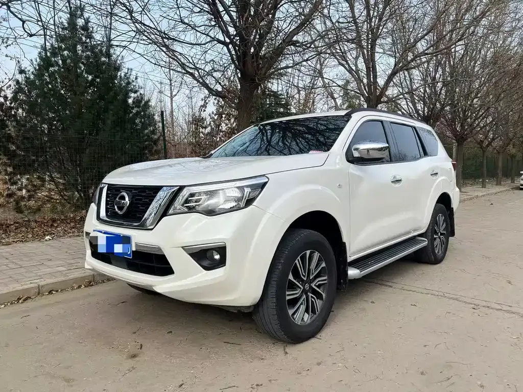 Nissan Terra — фото 1