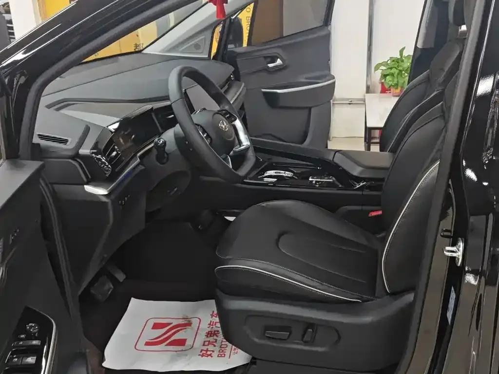 Hyundai Custo — фото 9