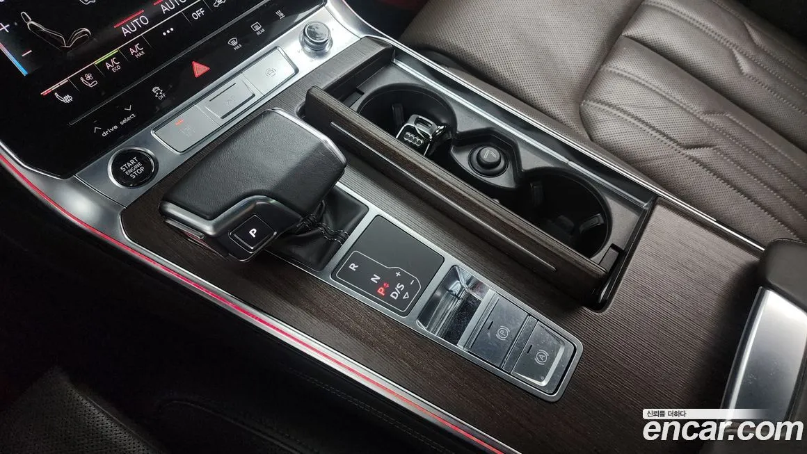 Audi A7 — фото 9