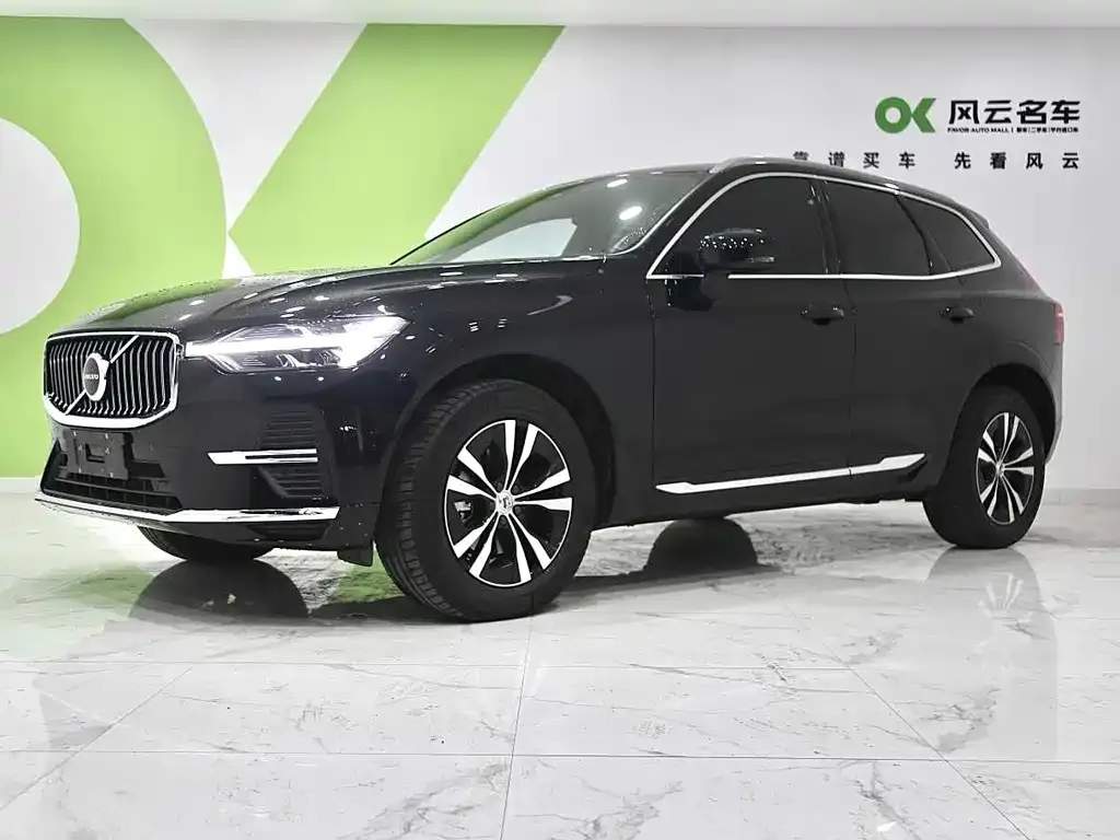 Volvo XC60 — фото 1