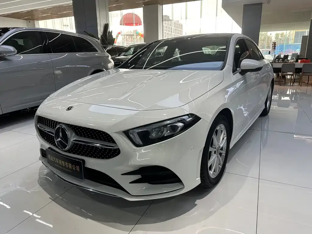 Mercedes-Benz A-Class — фото 1