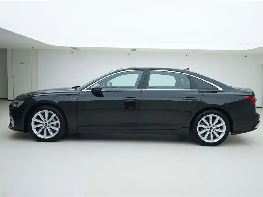 Audi A6L — фото 3