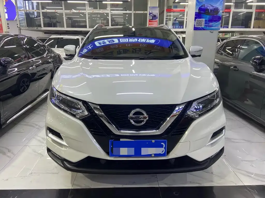 Nissan Qashqai — фото 2