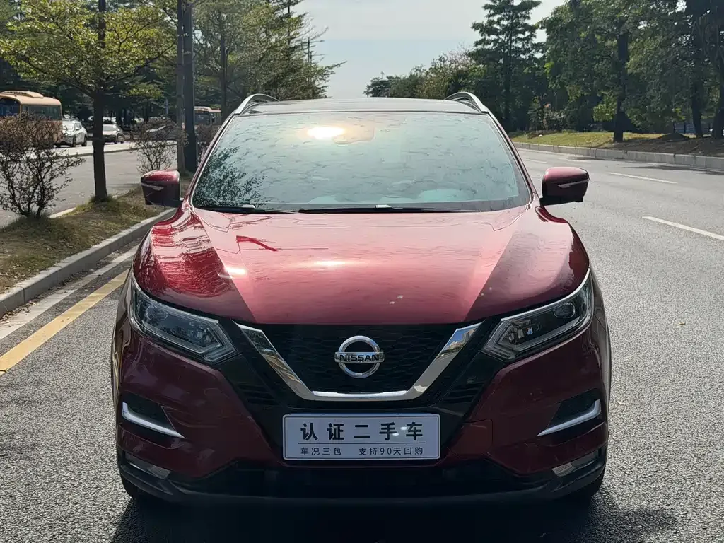 Nissan Qashqai — фото 2