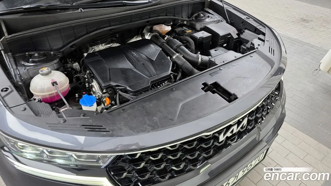 Kia Sorento — фото 6