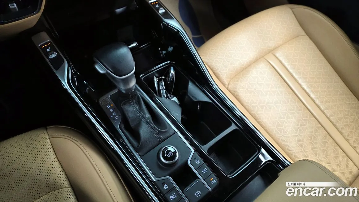 Kia Sorento — фото 9