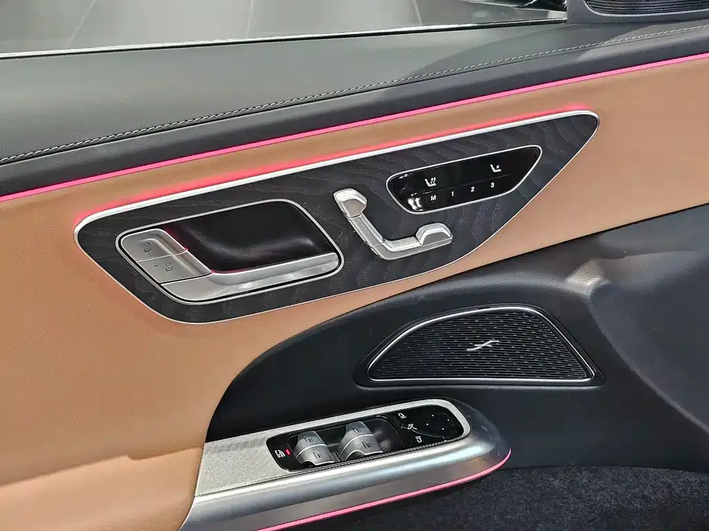 Mercedes-Benz E-Class New Energy — фото 9