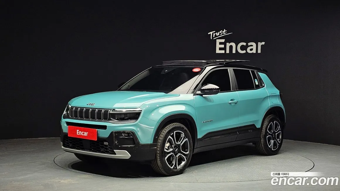 Jeep Avenger — фото 1