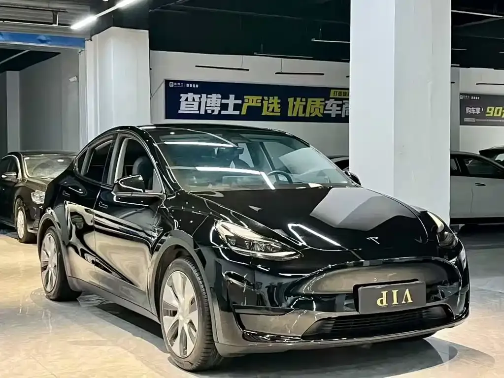 Tesla Model 3 — фото 3