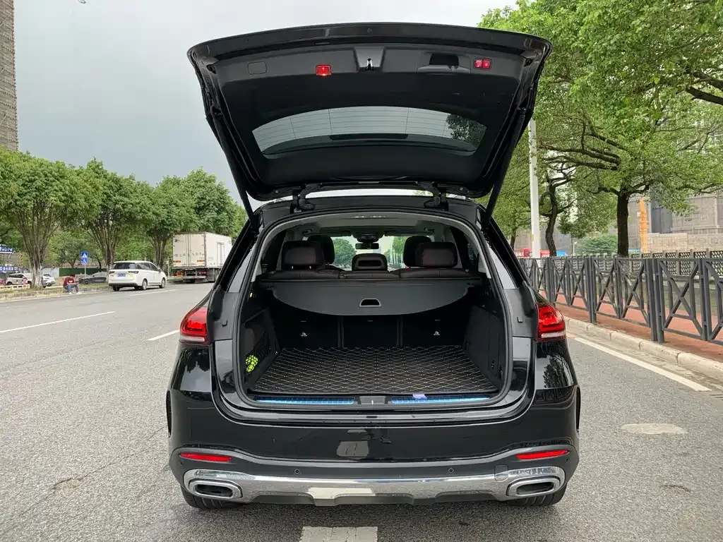 Mercedes-Benz GLE — фото 7