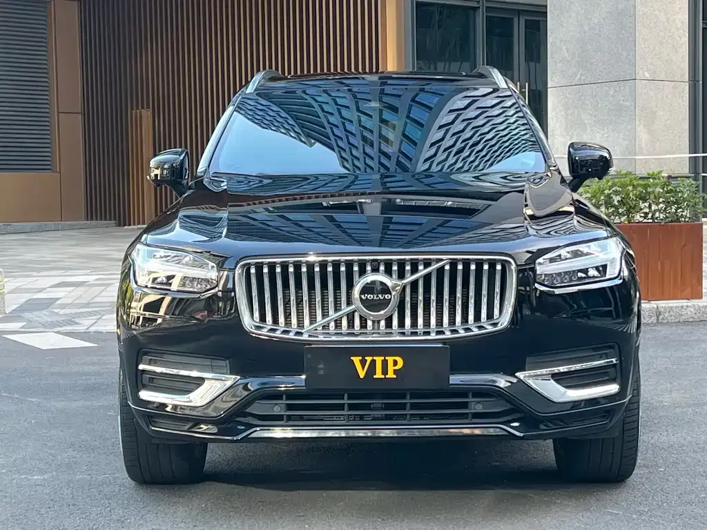 Volvo XC90 — фото 2