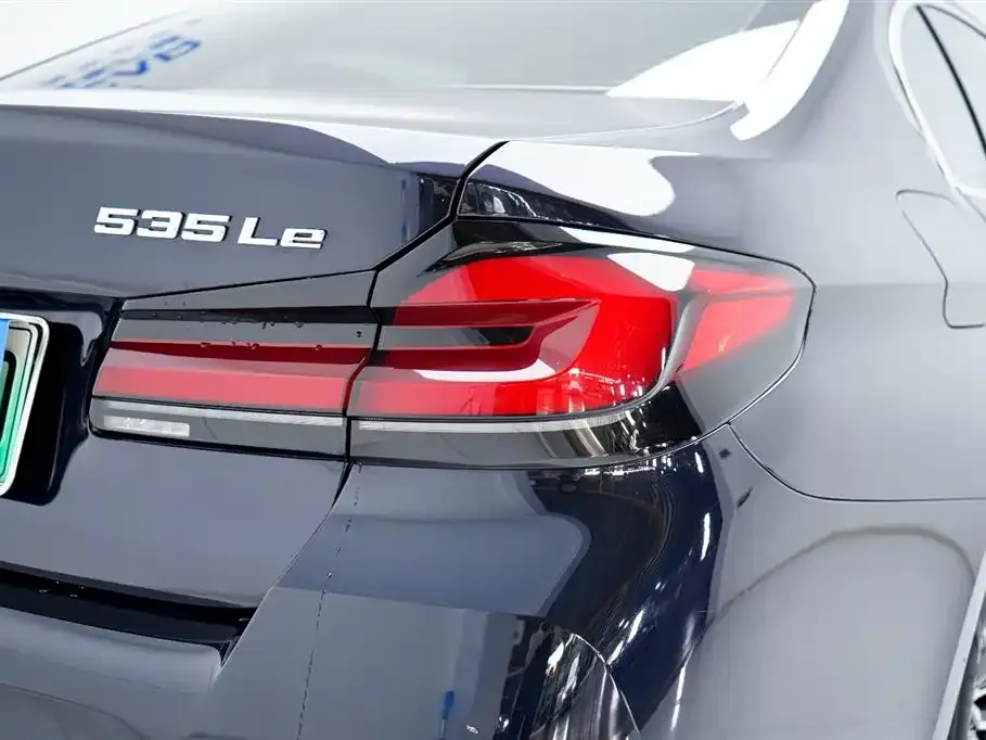 BMW 5 Series New Energy — фото 6