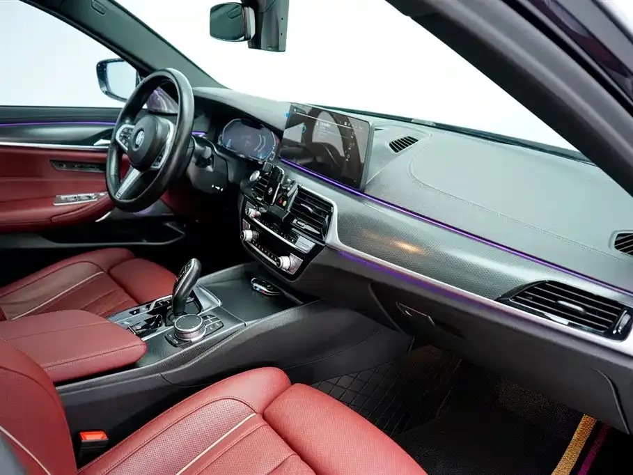BMW 5 Series New Energy — фото 8