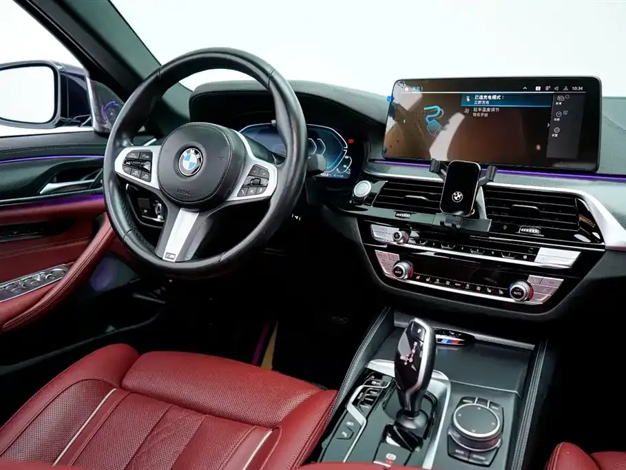 BMW 5 Series New Energy — фото 9