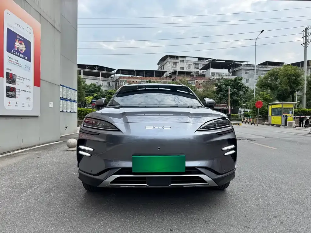 BYD PLUS New Energy — фото 2