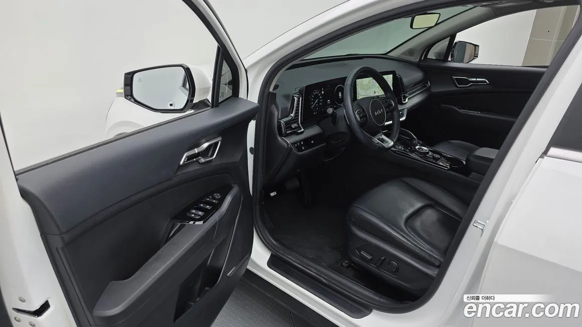 Kia Sportage — фото 10