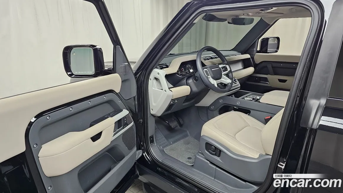 Land Rover Defender — фото 10
