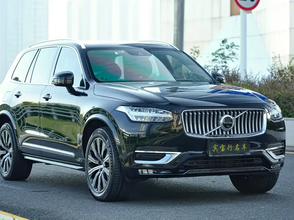 Volvo XC90 — фото 3