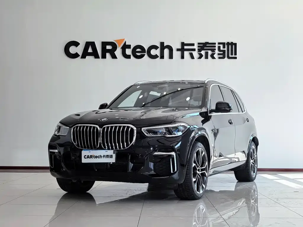 BMW X5 — фото 1