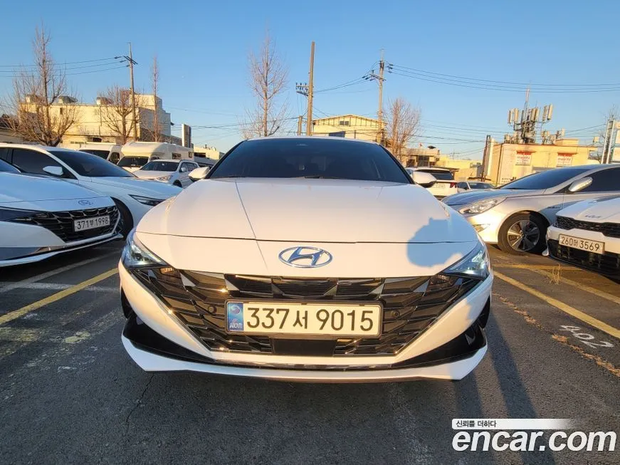 Hyundai AVANTE — фото 1