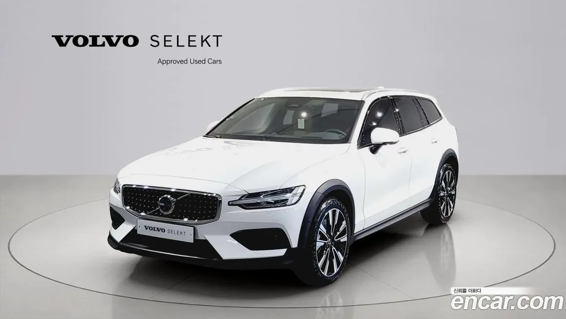 Volvo V60 — фото 1