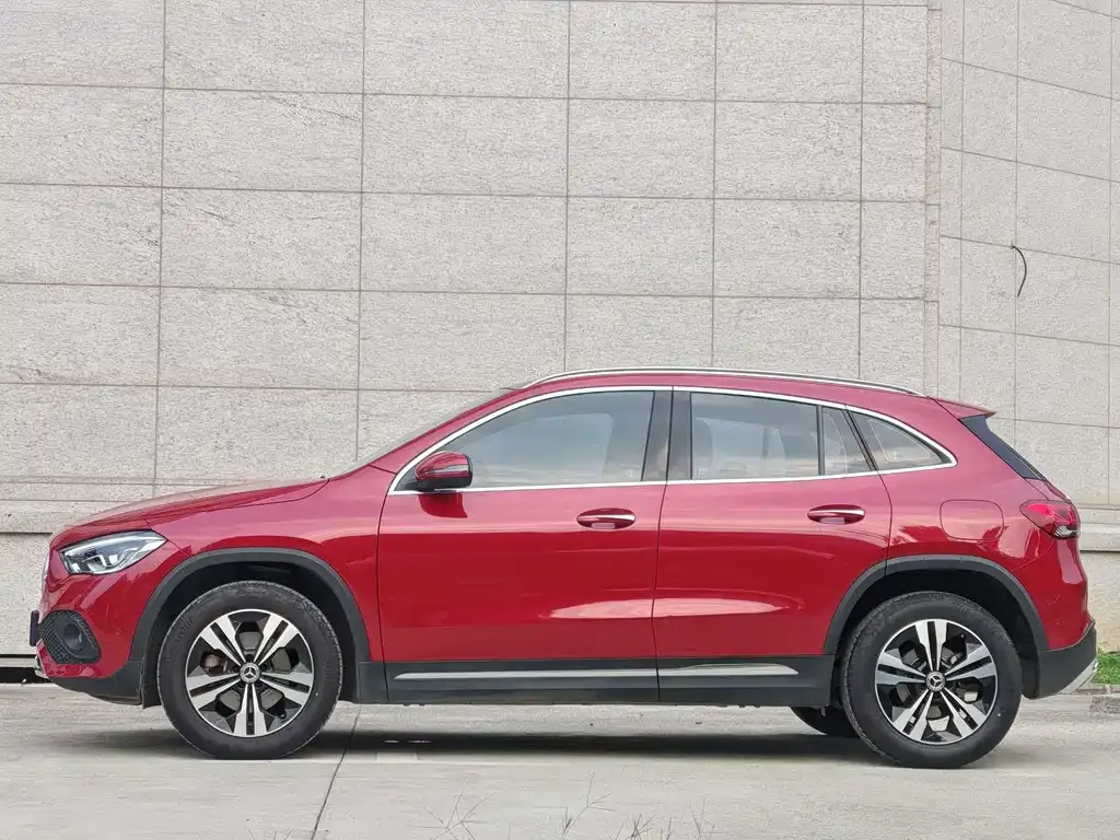 Mercedes-Benz GLA — фото 4