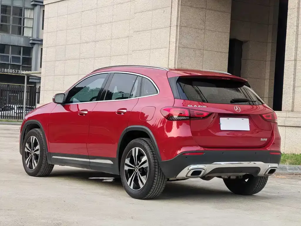 Mercedes-Benz GLA — фото 6