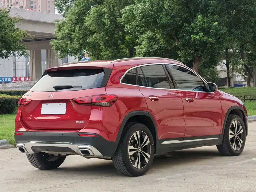 Mercedes-Benz GLA — фото 7