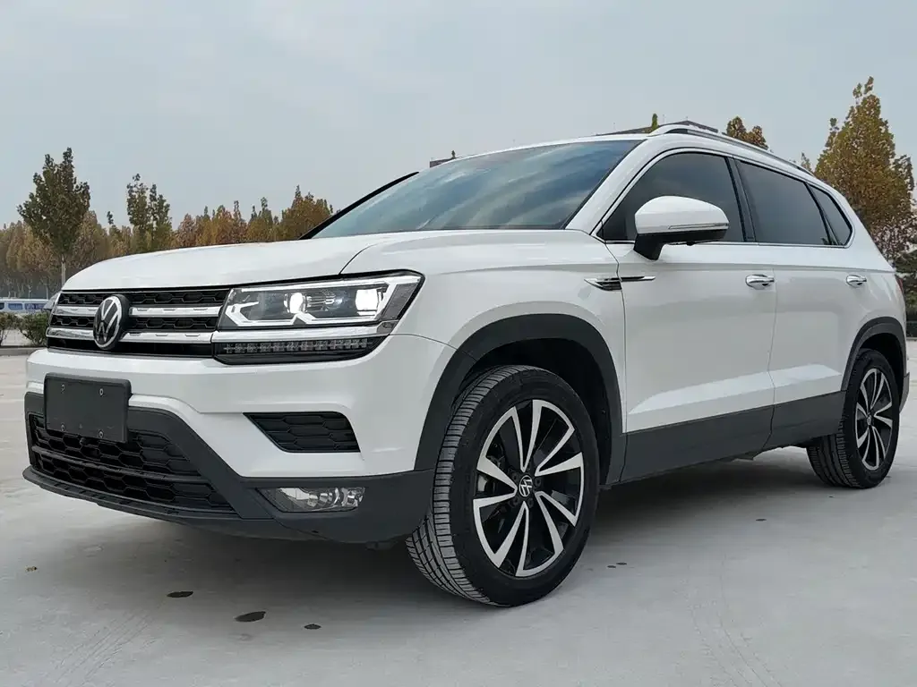 Volkswagen Tharu — фото 1