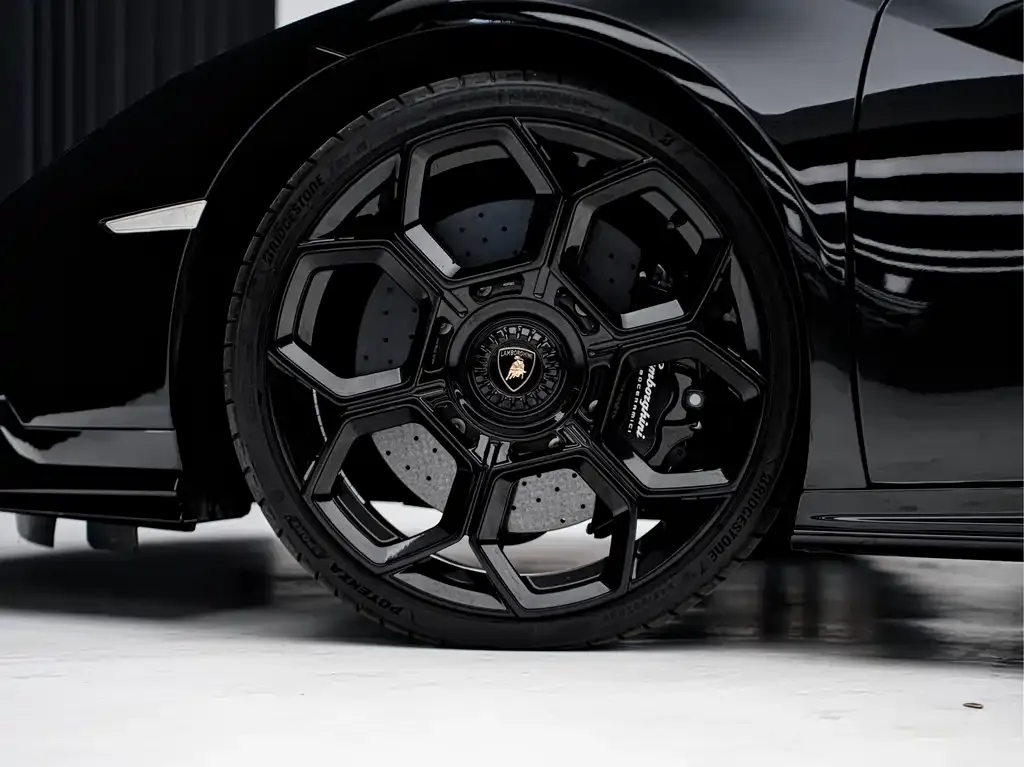 Lamborghini Huracan — фото 4