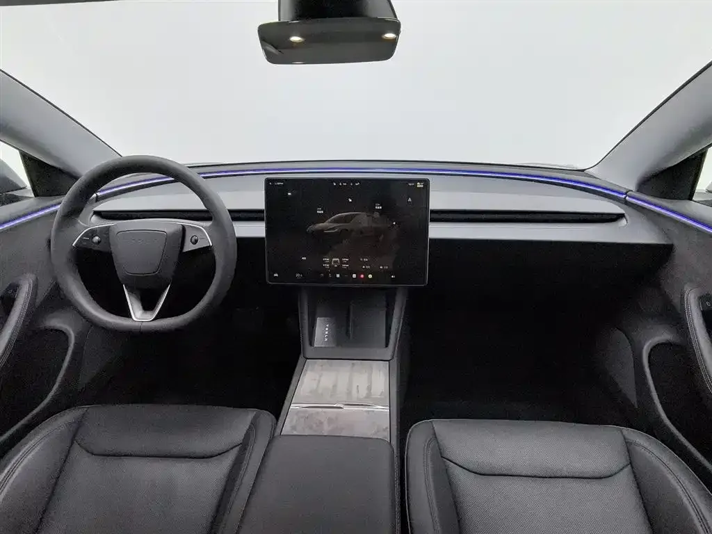 Tesla Model 3 — фото 5