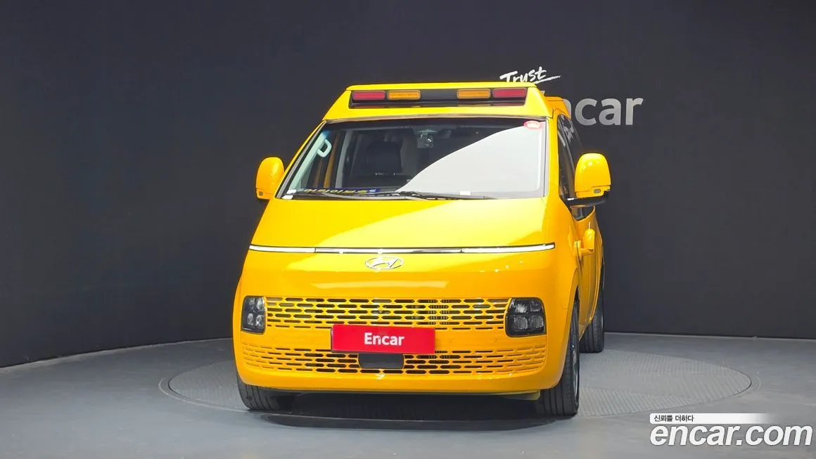 Hyundai Staria — фото 3