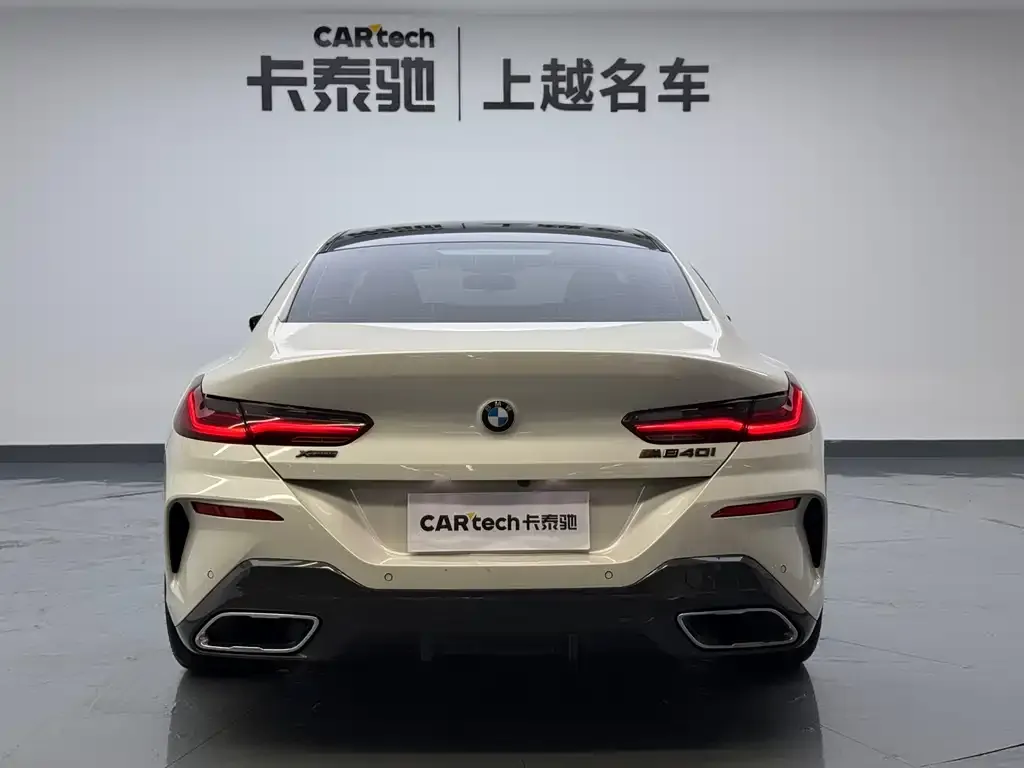 BMW 8 Series — фото 6