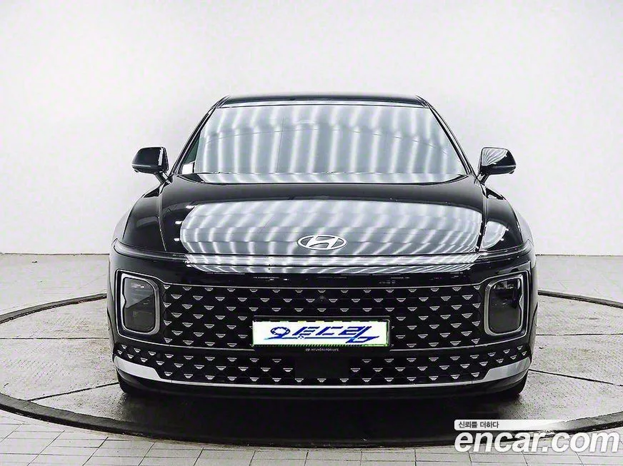 Hyundai Grandeur — фото 1