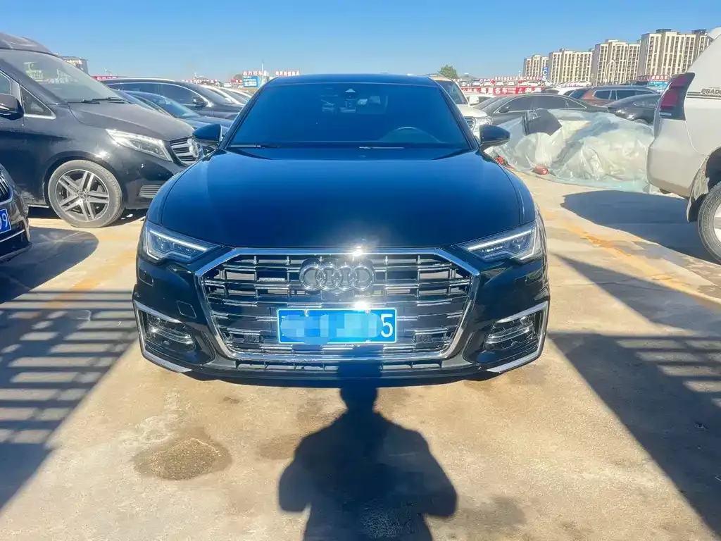 Audi A6L — фото 2