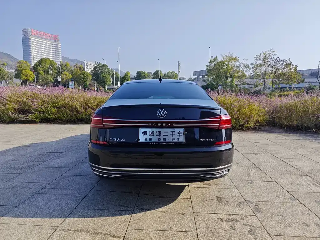 Volkswagen Passat — фото 7
