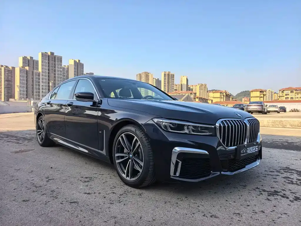 BMW 7 Series — фото 2