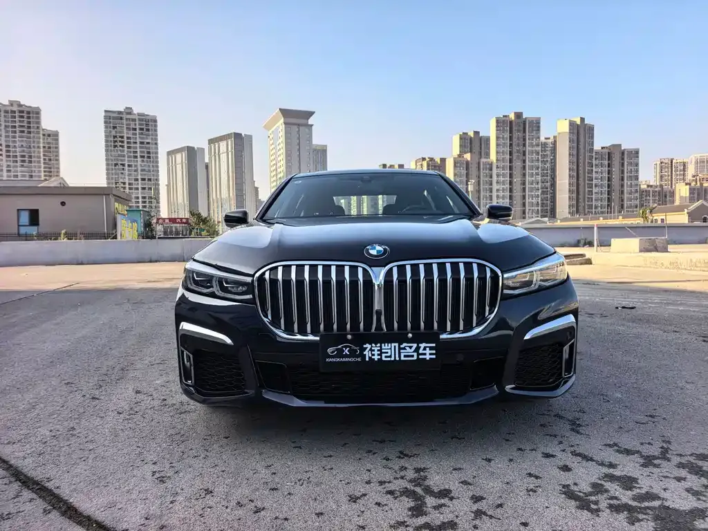BMW 7 Series — фото 3