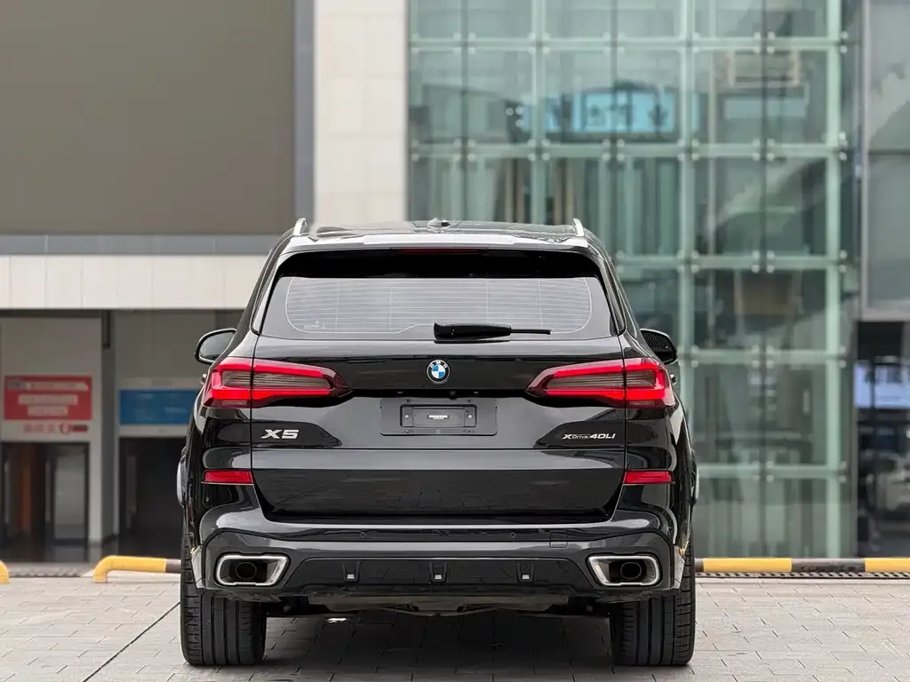 BMW X5 — фото 7